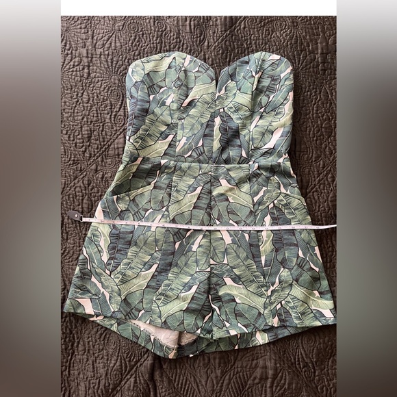 H&M Conscious size 6 u.s. - Picture 2 of 12